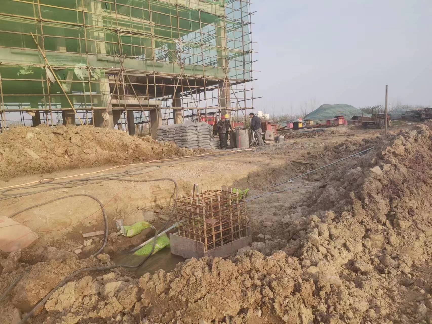 清溪镇当桥梁出现裂缝的时候应该及时加固修补